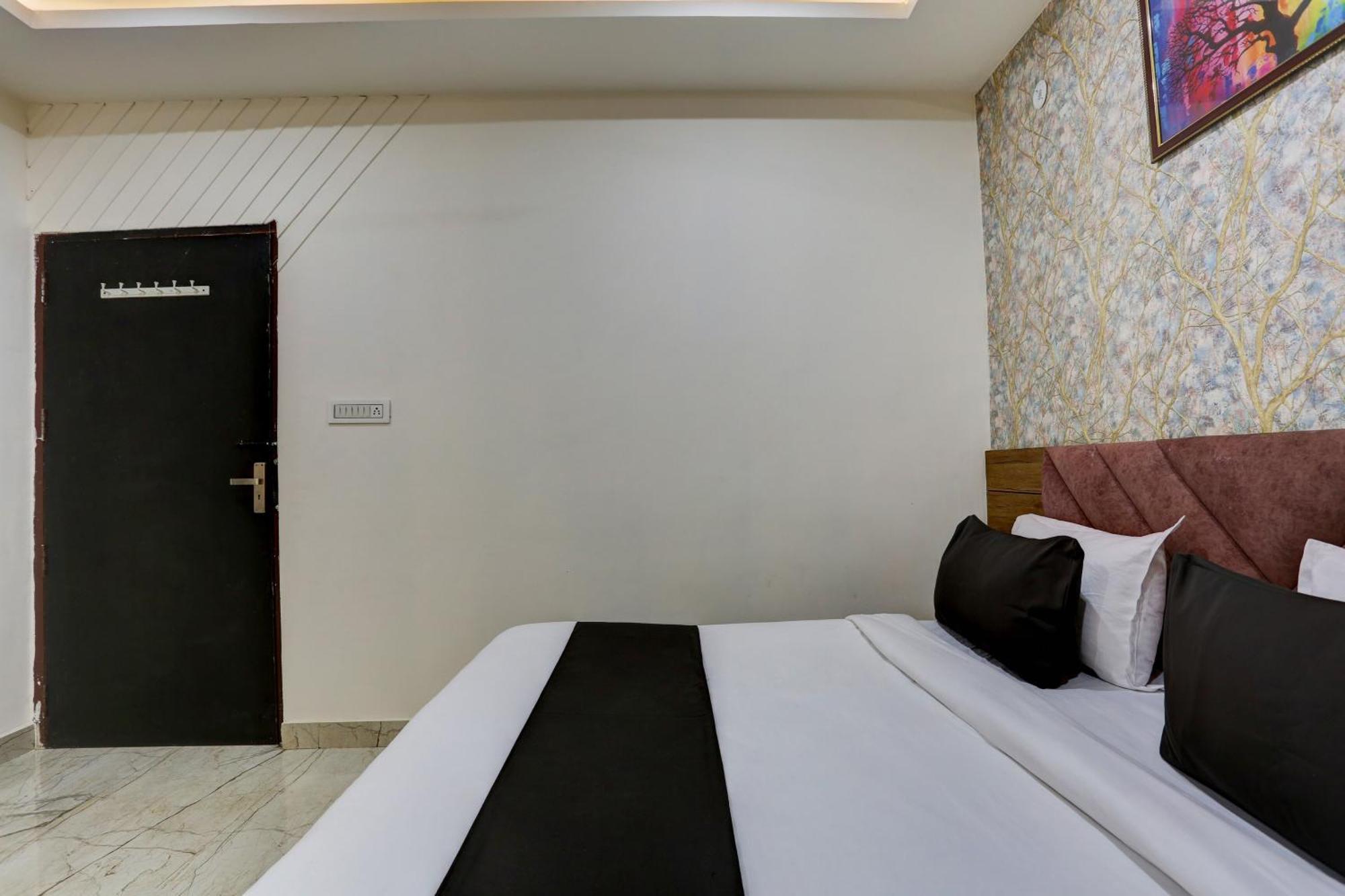 Collection O Jairaj Otel Alwar Dış mekan fotoğraf